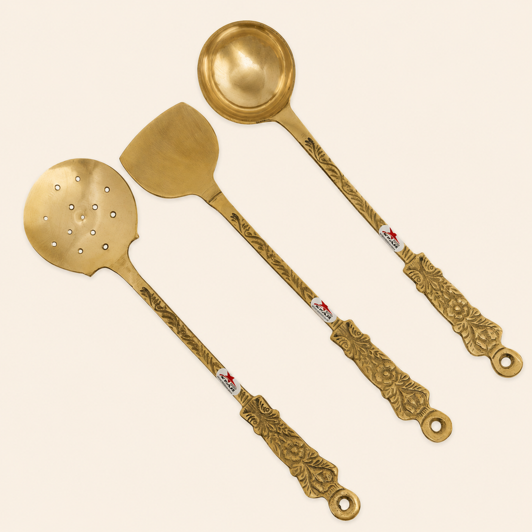 Nutristar brass serving spoon set of 3 with deep ladle, flat spatula and perforated skimmer with decorative handles