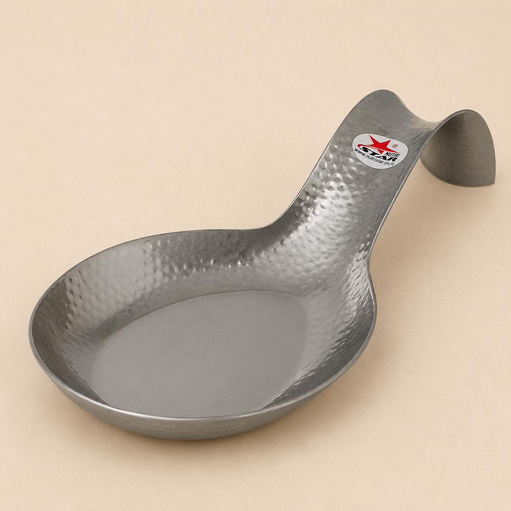 Nutristar stainless steel spoon rest and ladle holder with deep bowl and curved hammered handle